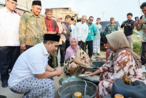 Taj Yasin kunjungi pesisir demak