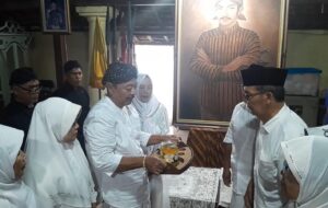 Lisah sepuh minyak jamas Sunan Kalijaga
